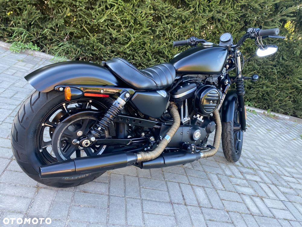 Harley-Davidson Sportster Iron 883 - 6