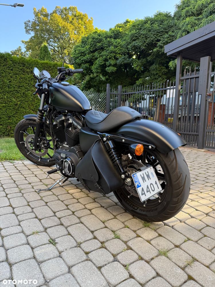 Harley-Davidson Sportster Iron 883 - 1