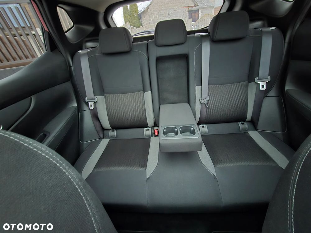 Nissan Qashqai 1.3 DIG-T N-CONNECTA - 35