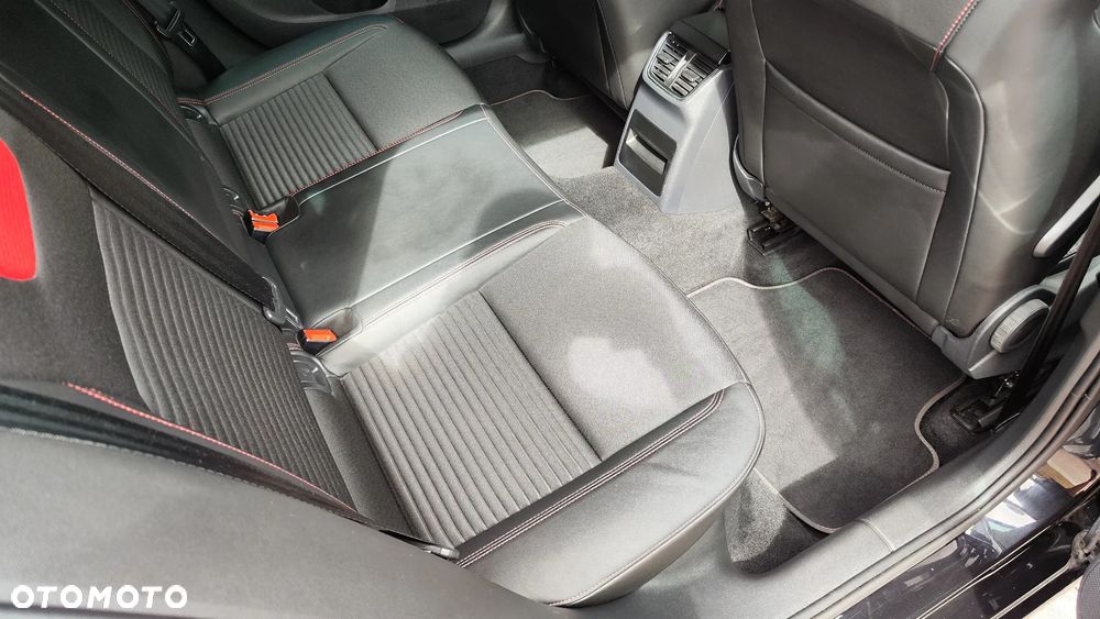 Skoda Octavia 2.0 TDI DSG RS - 28