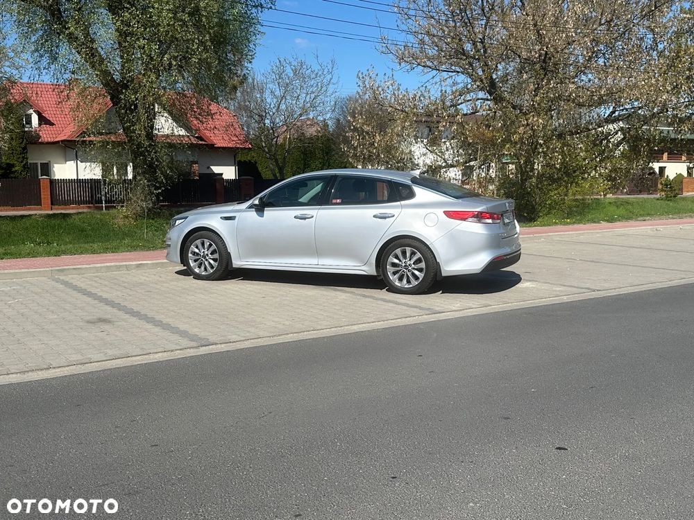 Kia Optima 1.7 CRDI L - 11