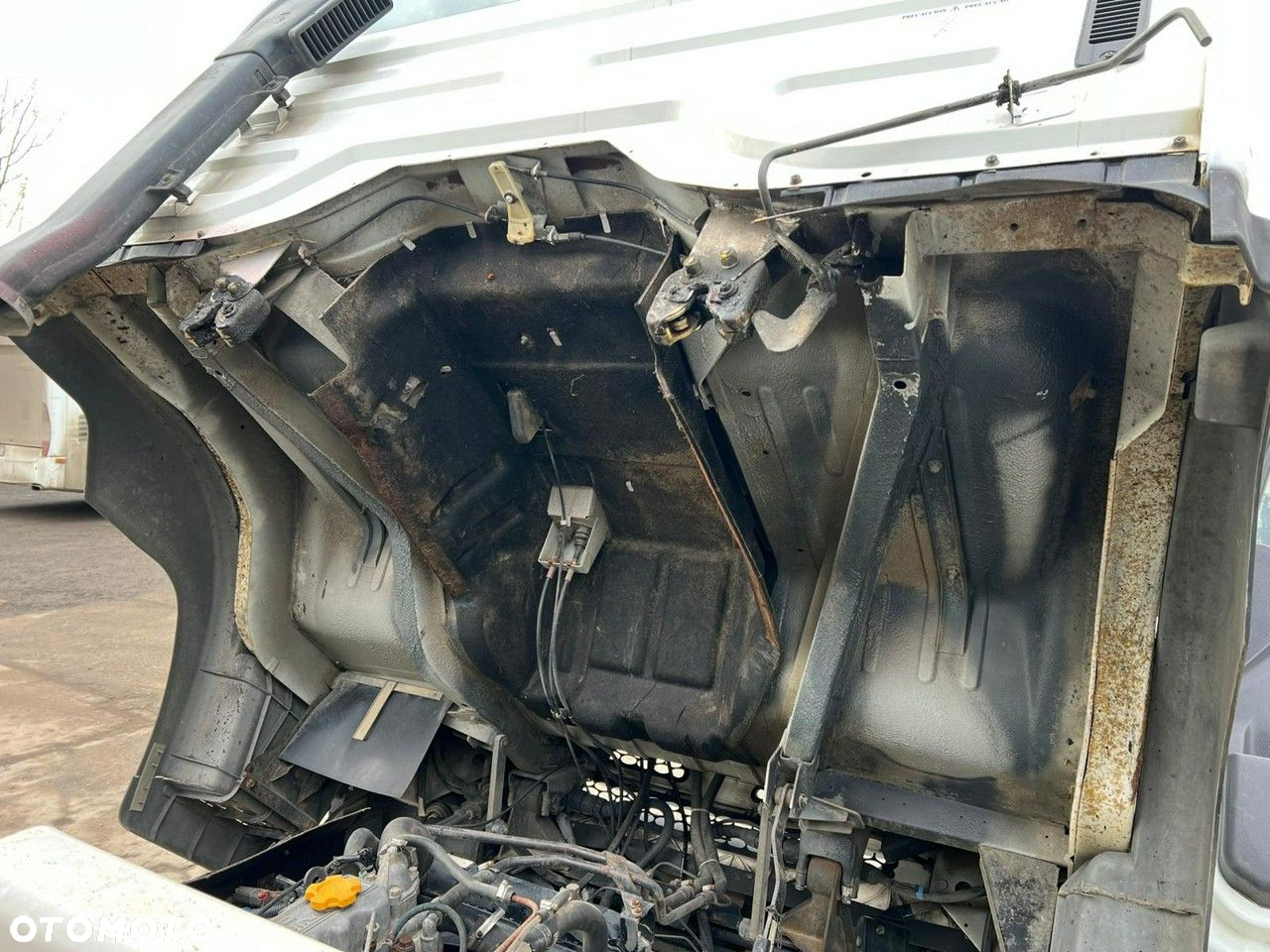 Nissan Atleon - 29