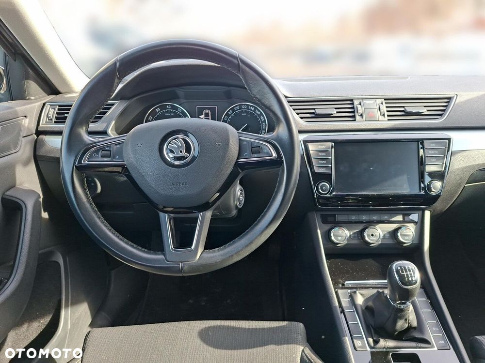 Skoda Superb 1.8 TSI Ambition - 15