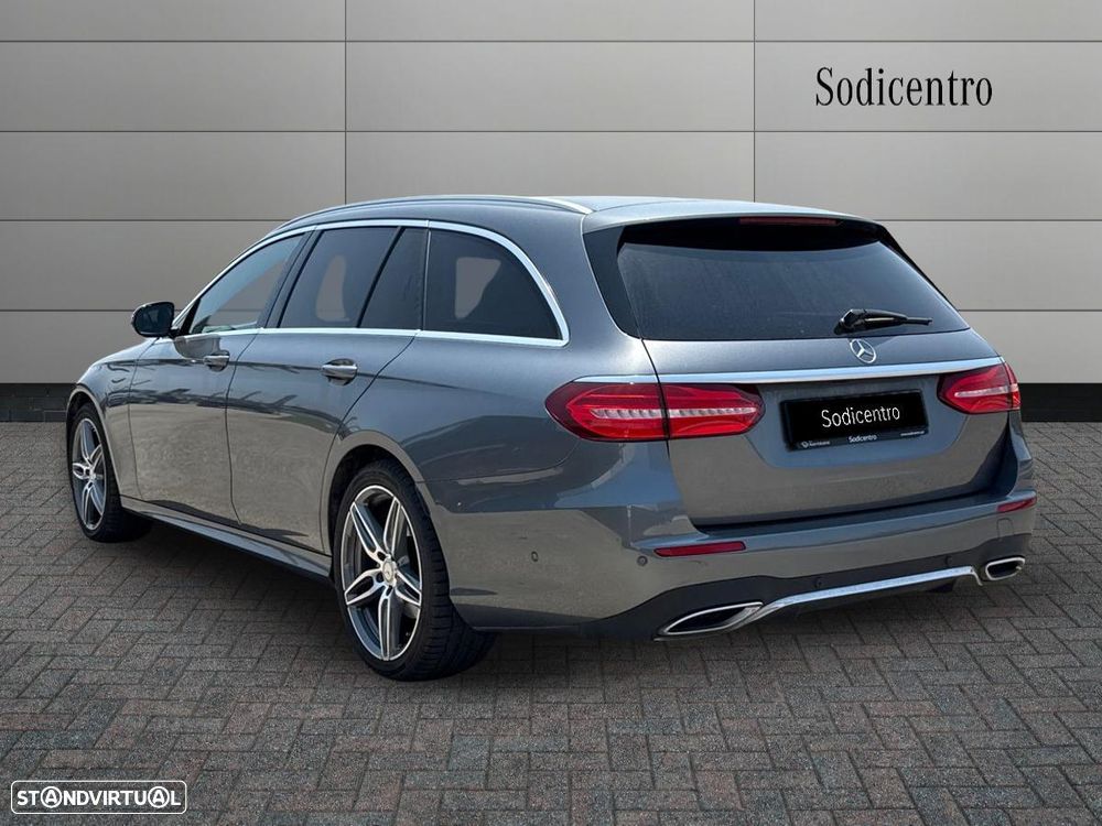 Mercedes-Benz E 220 d AMG 7L - 8