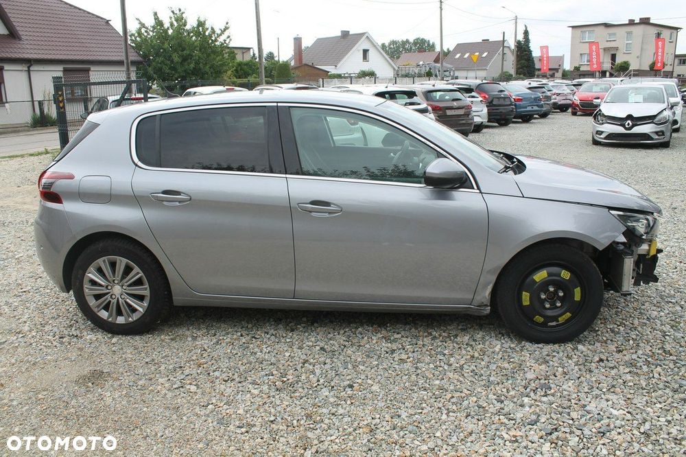Peugeot 308 - 4