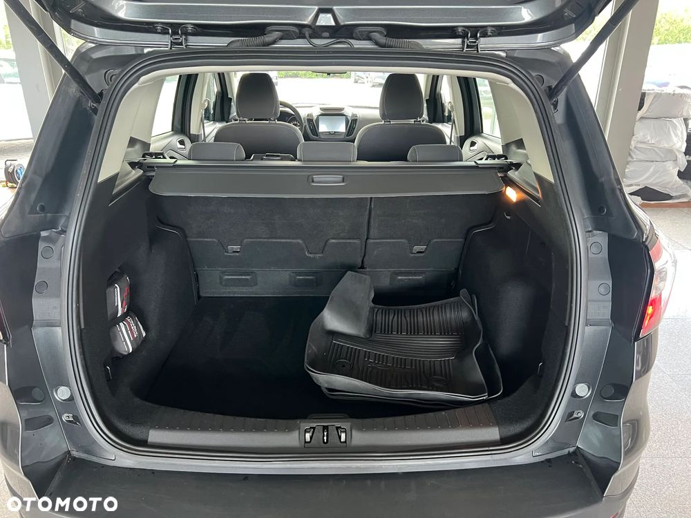 Ford Kuga 2.0 TDCi FWD Titanium - 12