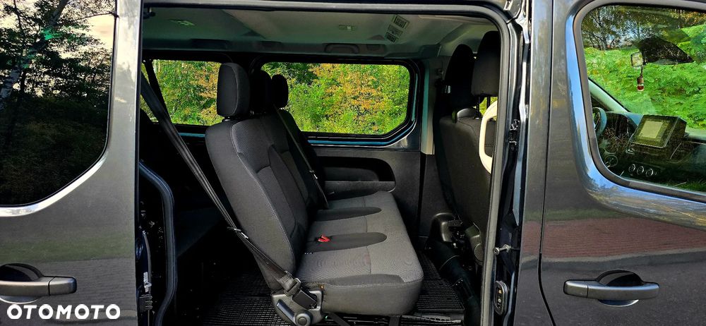 Renault Trafic - 16