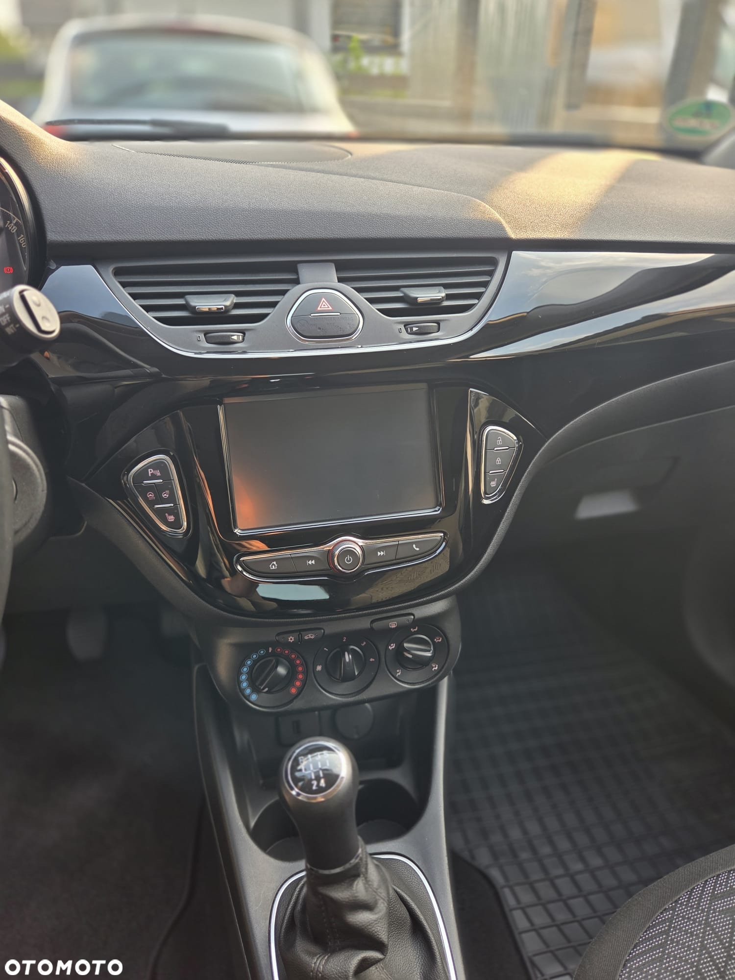 Opel Corsa - 25