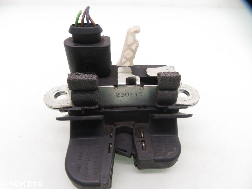 ZAMEK KLAPY SEAT IBIZA IV 6J3827505A - 1