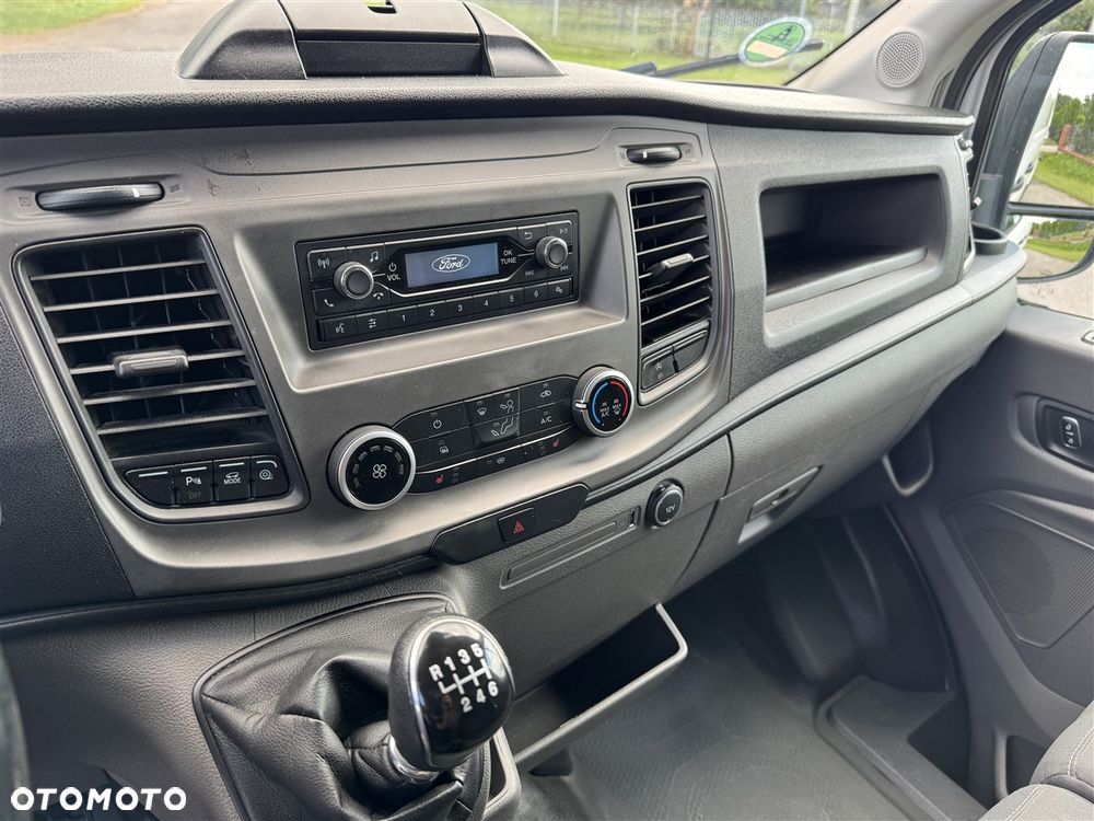Ford TRANSIT MK8 - 14