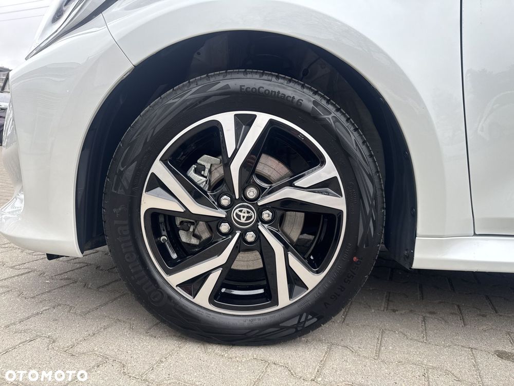 Toyota Yaris Hybrid 1.5 Style - 26