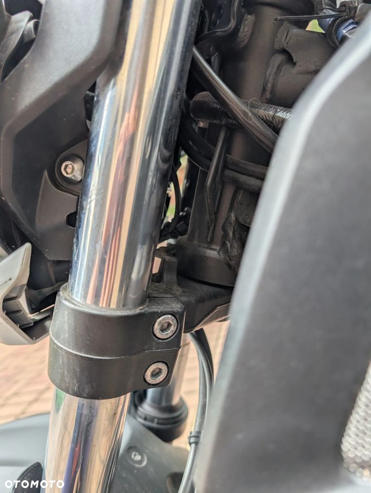 Yamaha MT - 8