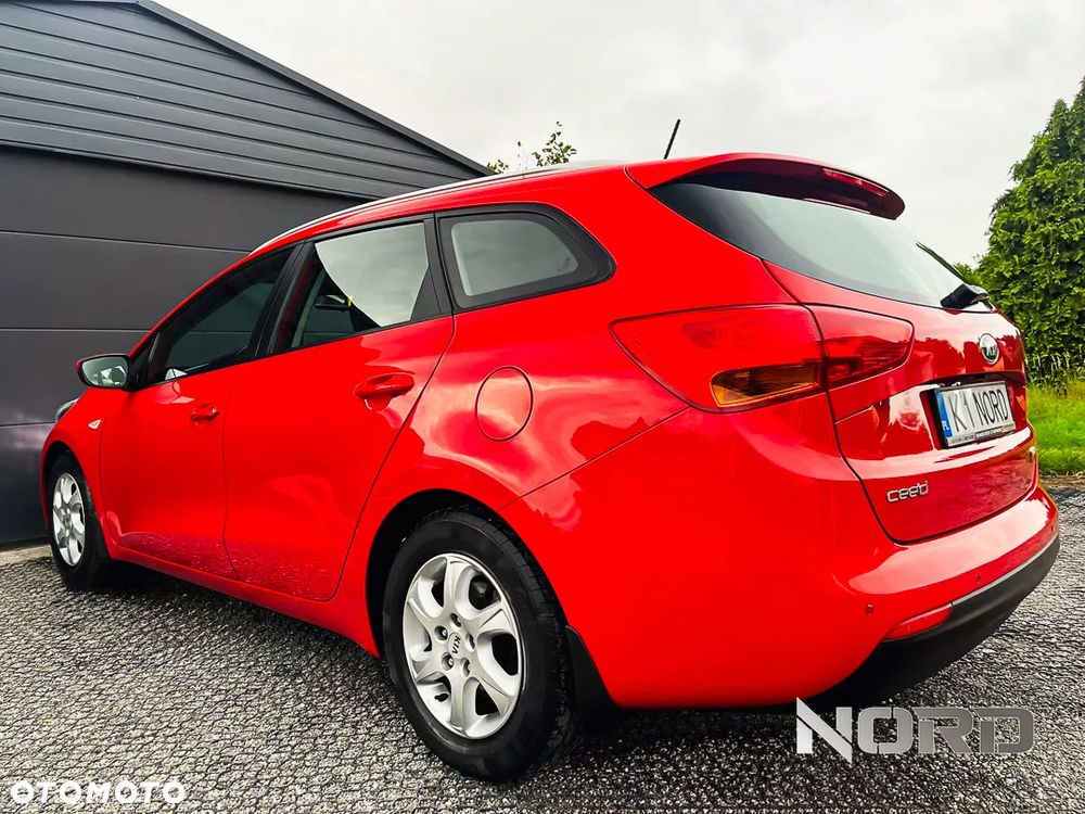 Kia Ceed Cee'd 1.6 GDI L - 8