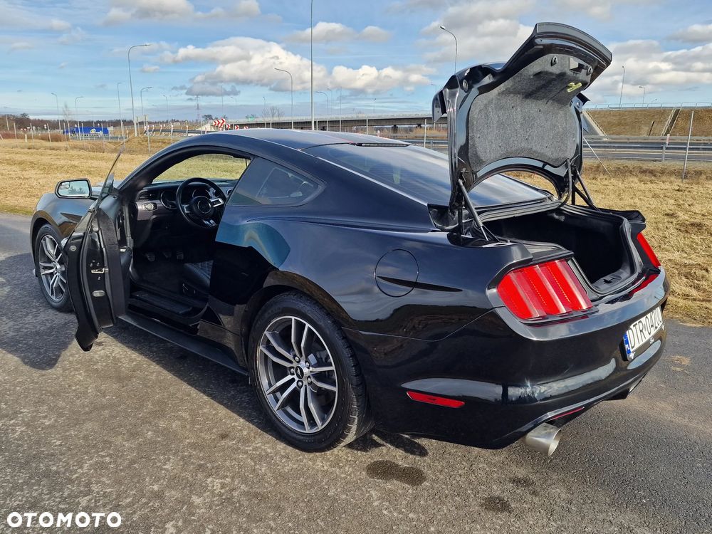 Ford Mustang 5.0 Ti-VCT V8 Black Shadow Edition - 35