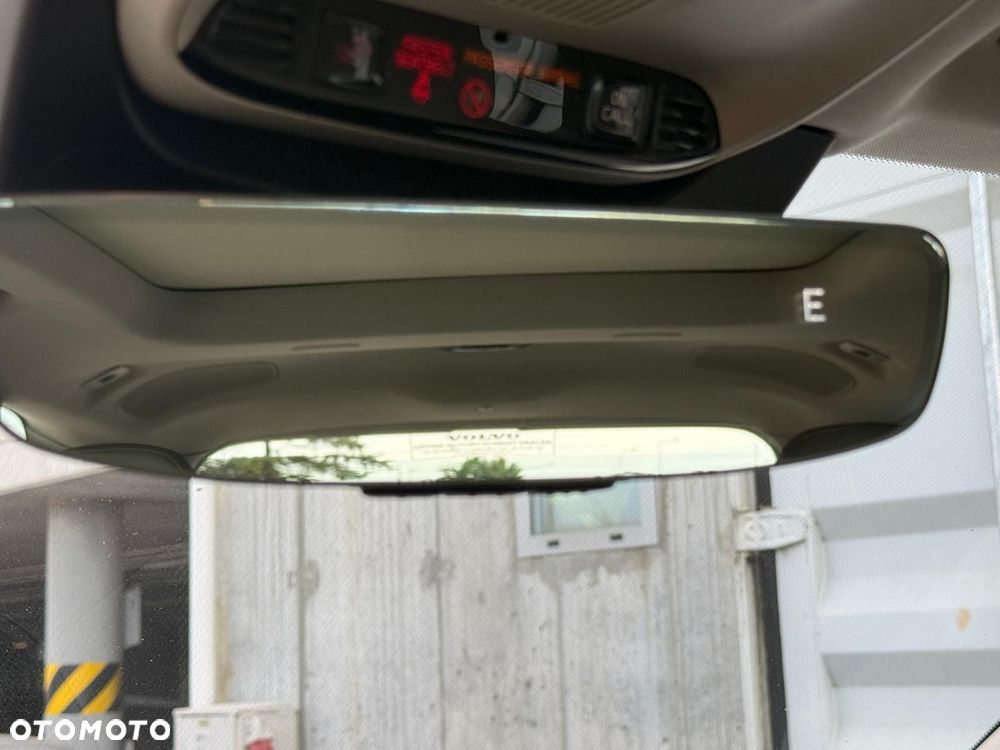 Volvo XC 90 T8 AWD Plug-In Hybrid Inscription 7os - 31