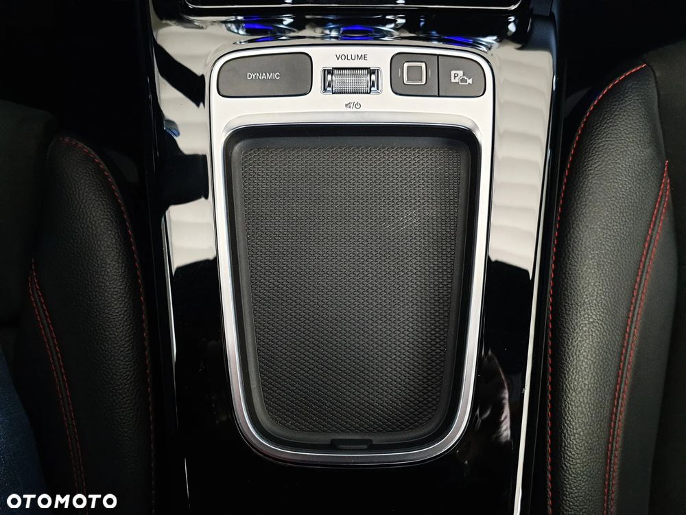 Mercedes-Benz CLA 180 AMG Line 7G-DCT - 19