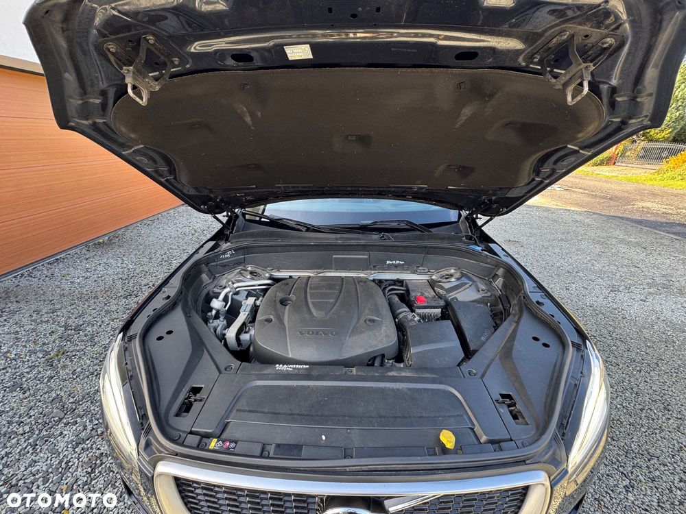 Volvo XC 90 D4 FWD R-Design 7os - 36