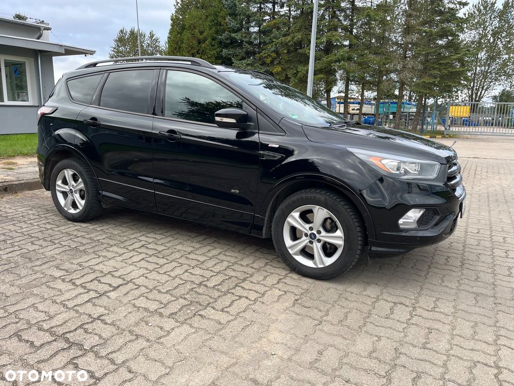Ford Kuga 2.0 TDCi AWD ST-Line - 4