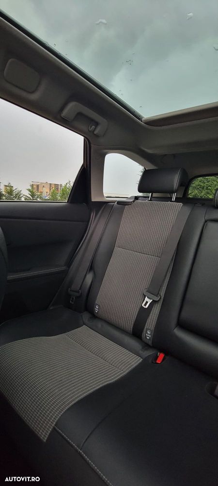 Toyota Auris - 25