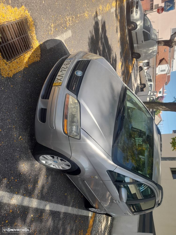 Fiat Idea 1.3 MJ Active - 4
