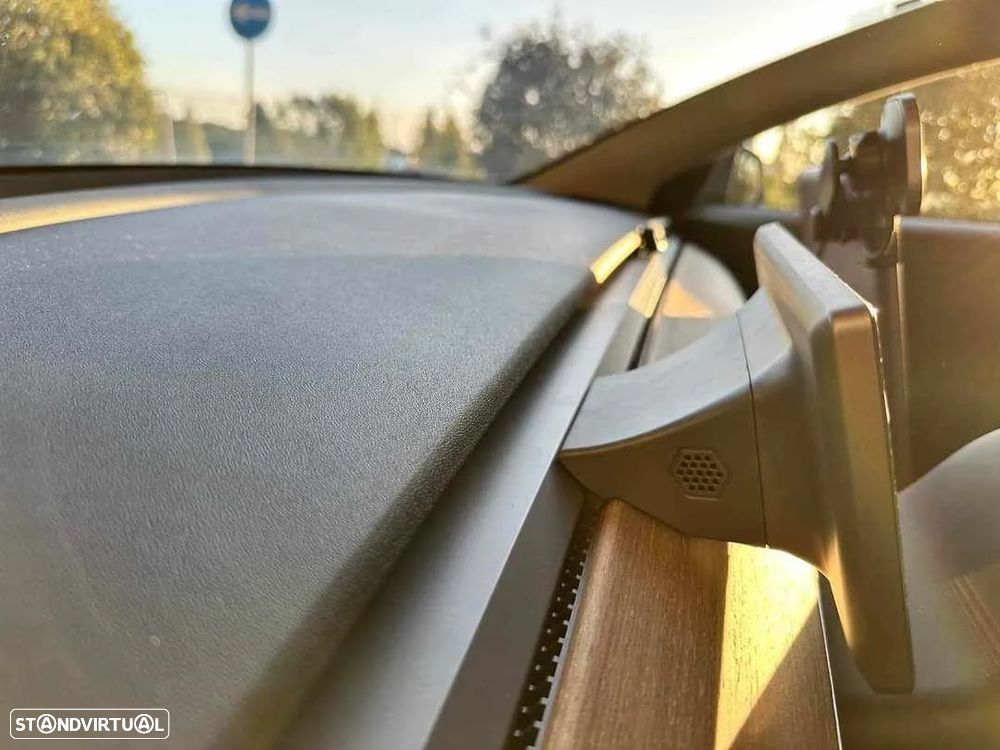 Tesla Model 3 Long-Range Dual Motor AWD - 7