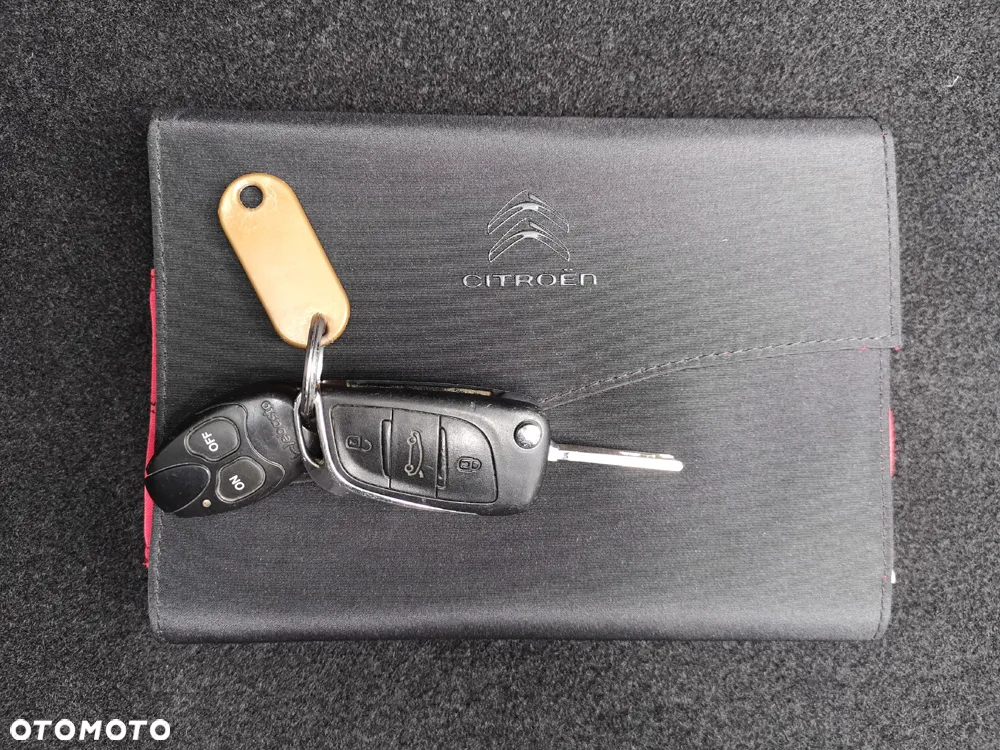 Citroën C4 2.0 HDi Exclusive - 8