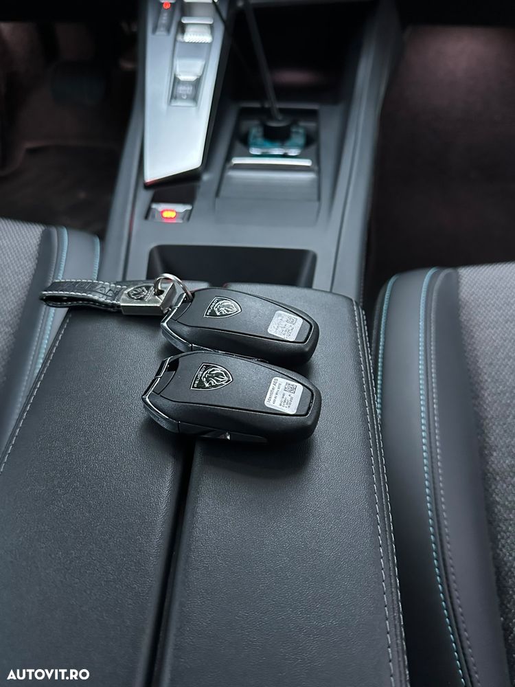 Peugeot 308 1.5L BlueHDI 130 S&S EAT8 Allure - 14