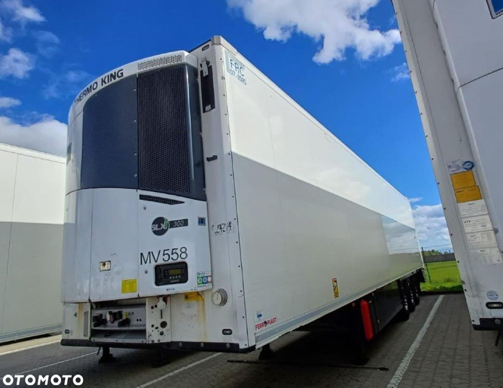 Schmitz Cargobull SKO FP 45 ThermoKing SLXi 300 - 4
