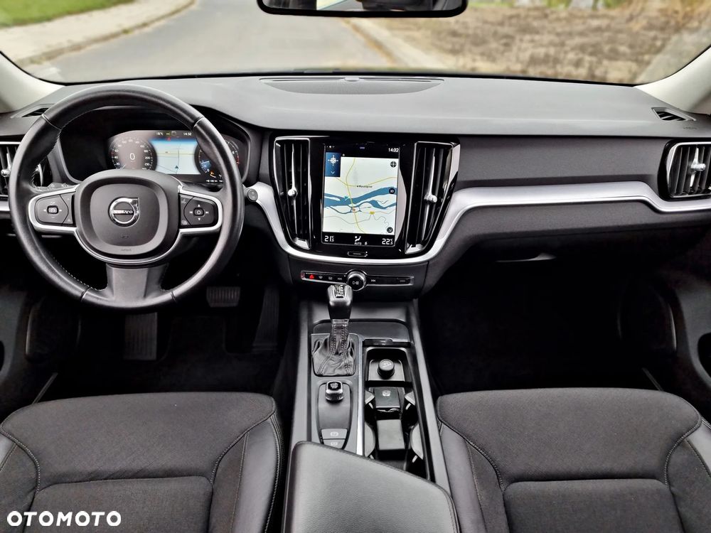 Volvo V60 T5 Geartronic Momentum - 25