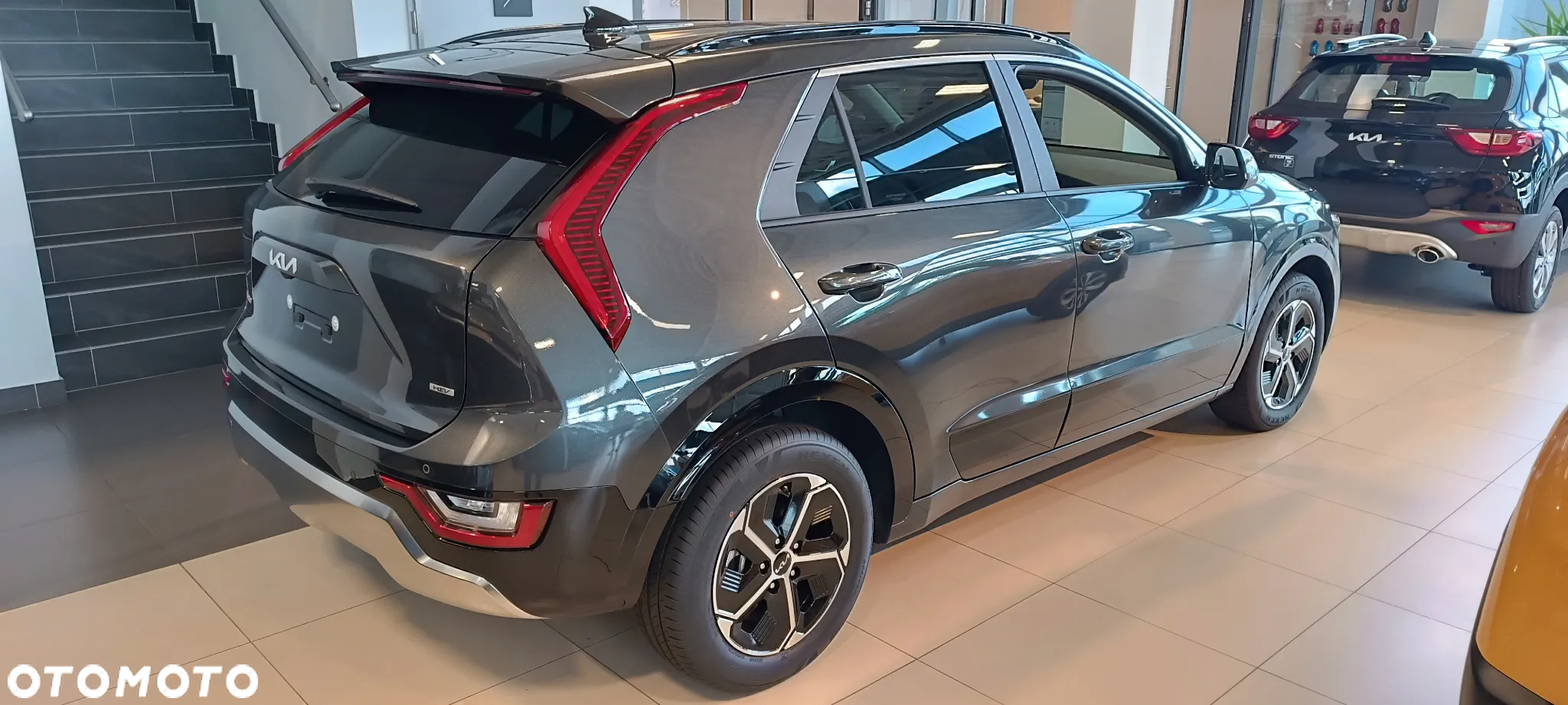 Kia Niro 1.6 GDI Hybrid L - 8