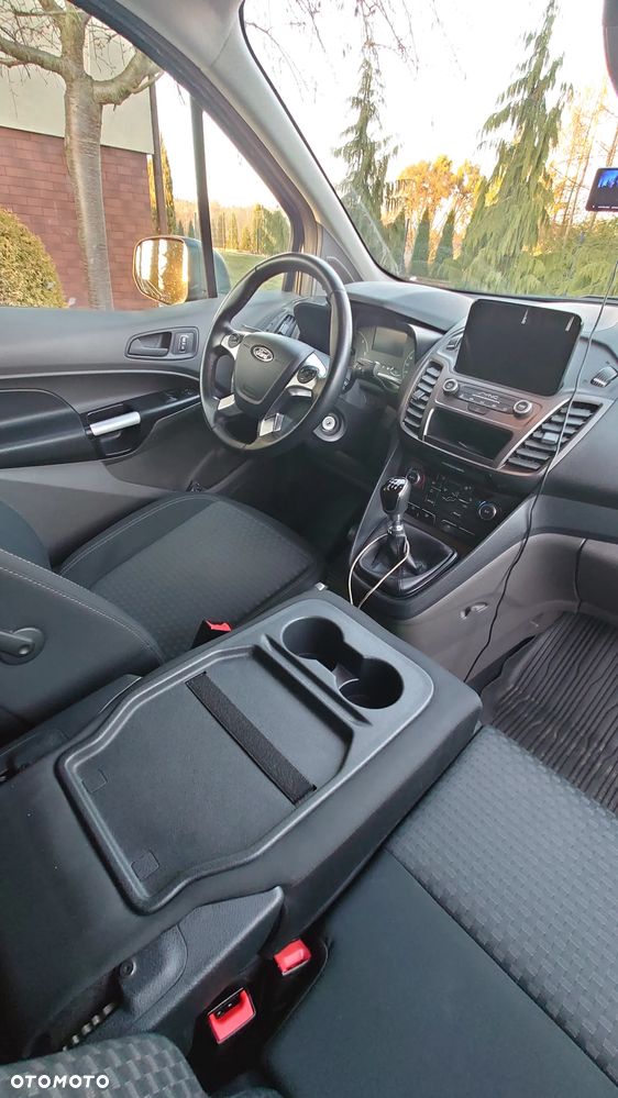 Ford Transit Connect - 9