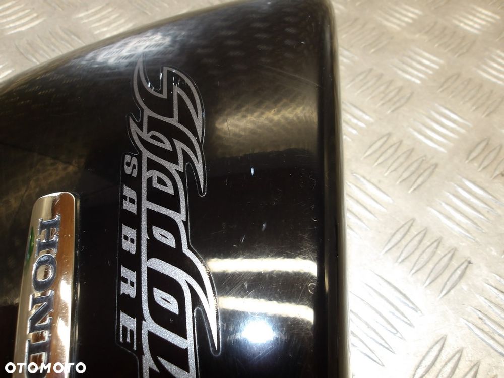 Boczek osłona boczna lewa HONDA VT 1100 C2 SHADOW SABRE 00-07r   PN. 83610-MCK-A60 - 6