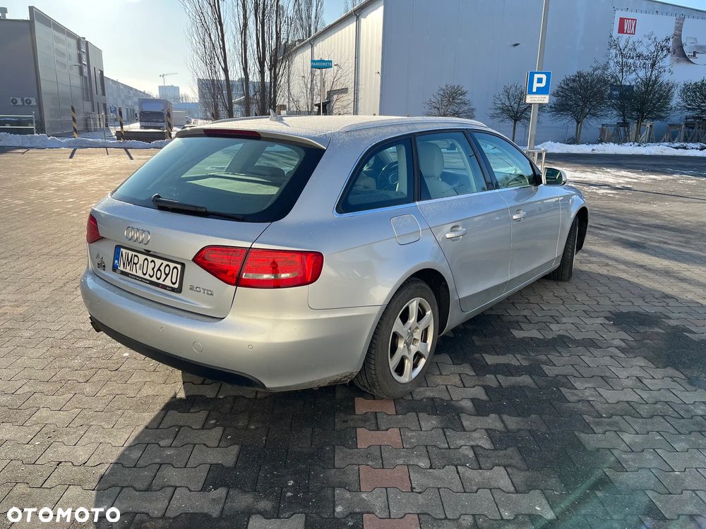 Audi A4 Avant 2.0 TDI DPF Attraction - 12