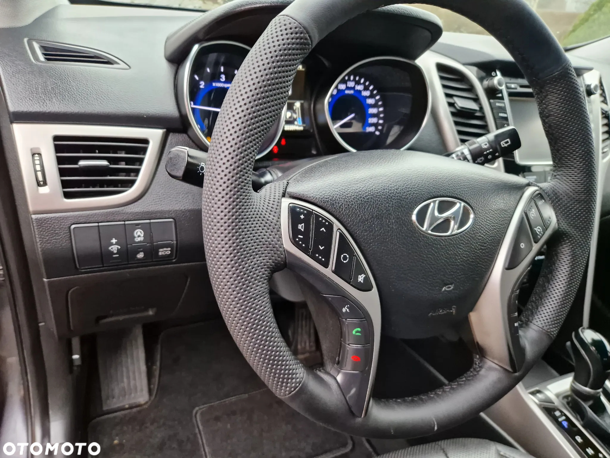 Hyundai i30 blue Kombi 1.6 CRDi DCT Premium - 5