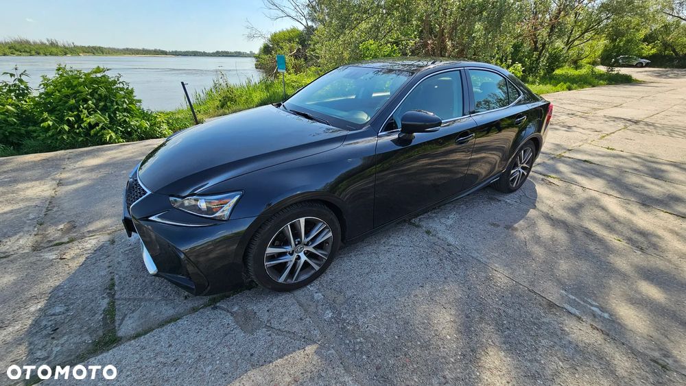 Lexus IS 300h Business Edition - 14