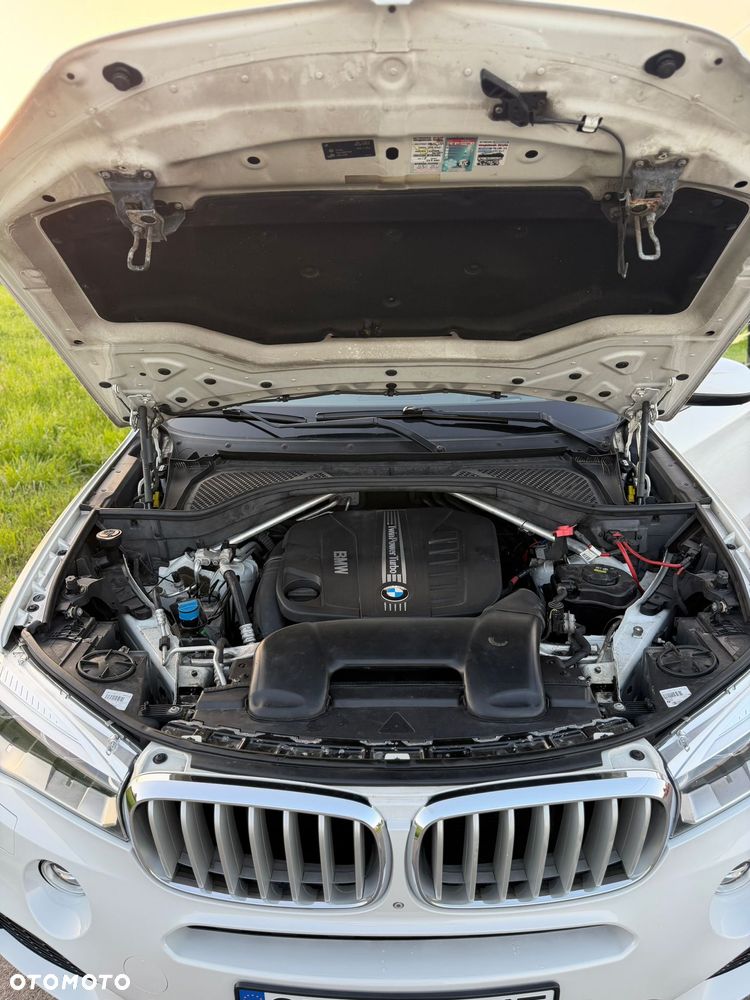 BMW X5 xDrive40d - 13