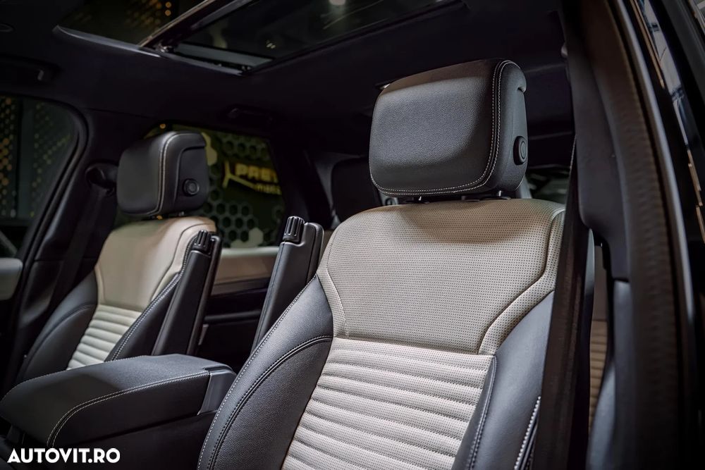 Land Rover Discovery 3.0D 250 MHEV R-Dynamic HSE - 12