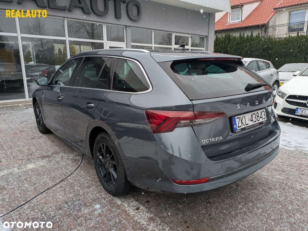 Skoda Octavia - 30