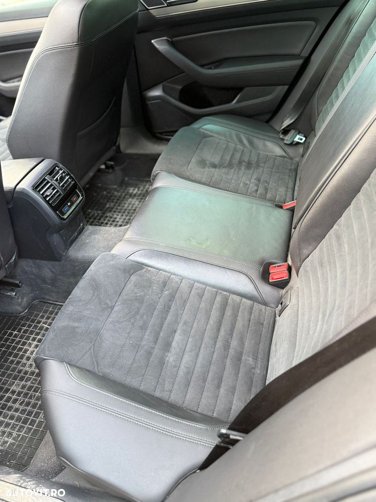 Volkswagen Passat 2.0 TDI DSG Highline - 7