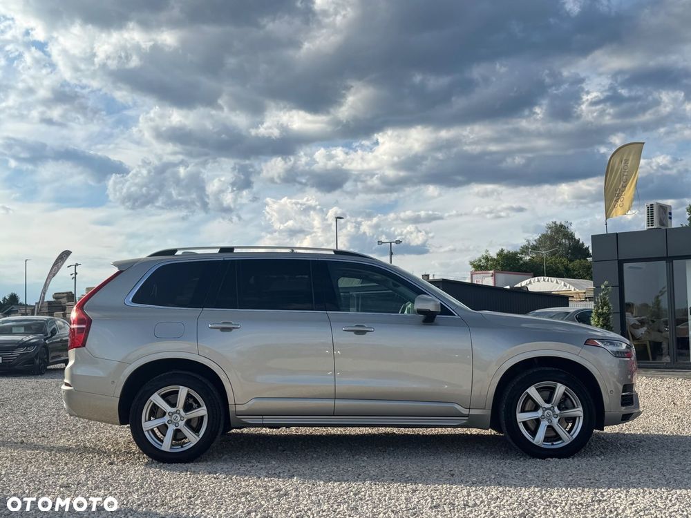 Volvo XC 90 - 4