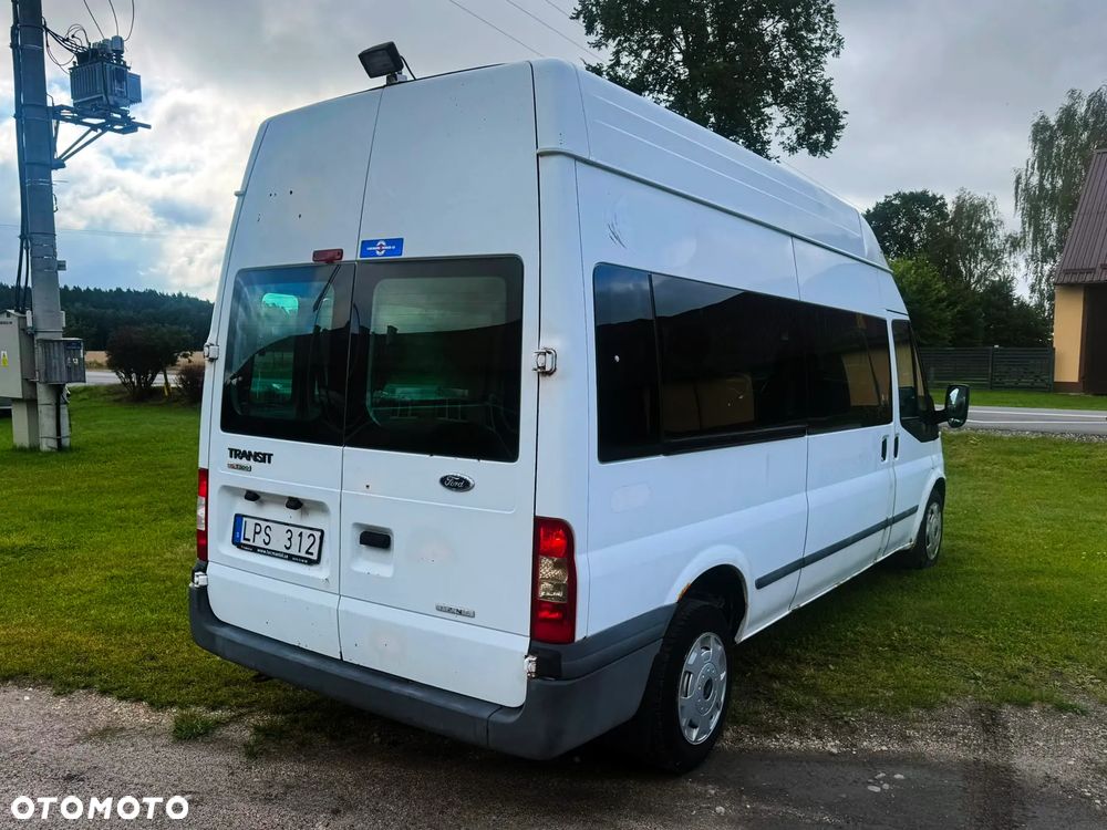 Ford Transit 350L - 5