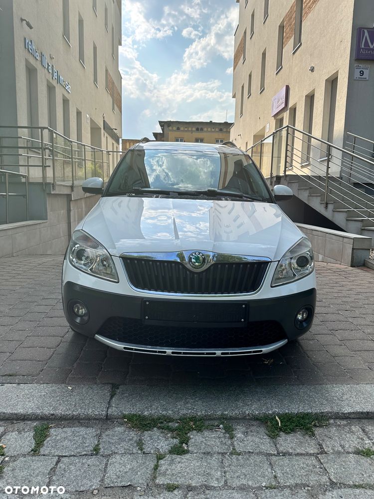 Skoda Roomster 1.2 TSI Elegance PLUS EDITION - 11