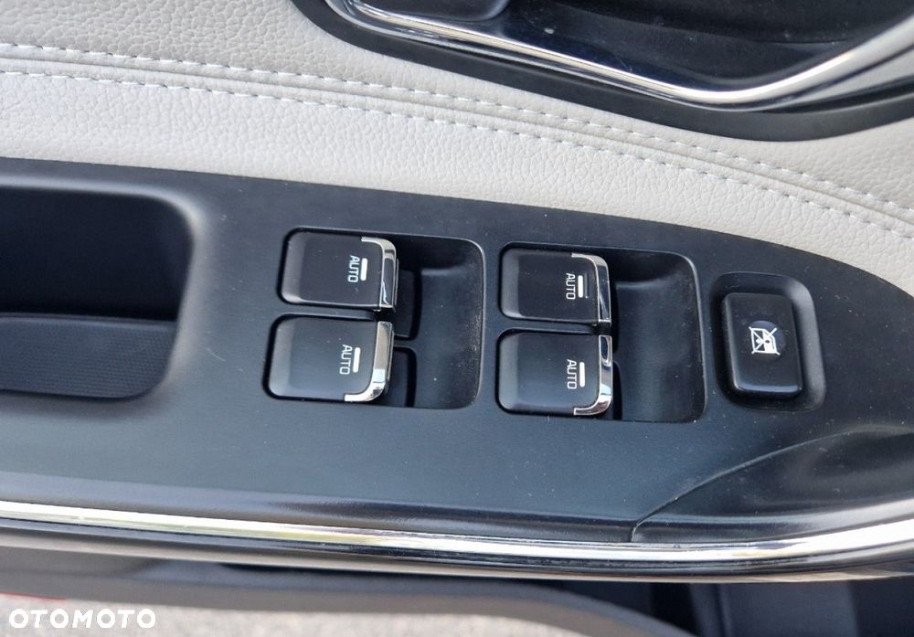 Kia Ceed 1.6 GDI Fifa World Cup Edition - 27