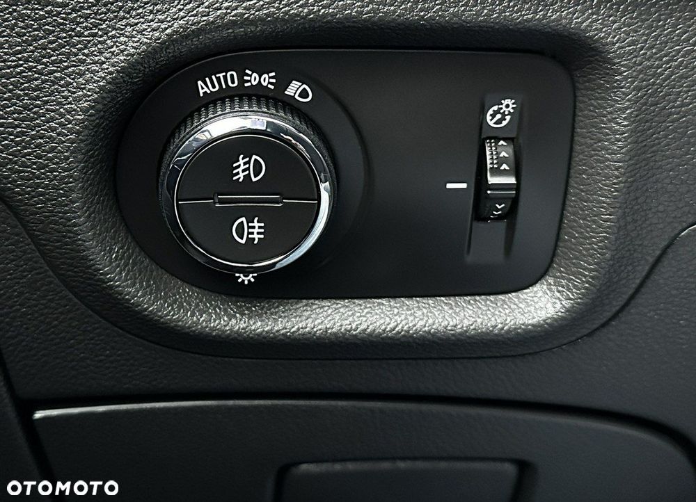 Opel Astra 1.4 T Enjoy - 17