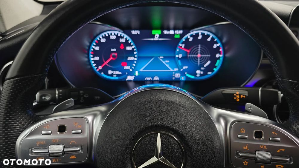 Mercedes-Benz GLC 300 de 4Matic 9G-TRONIC AMG Line Plus - 19