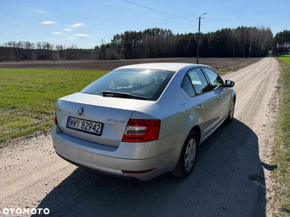 Skoda Octavia 1.6 TDI Ambition - 10