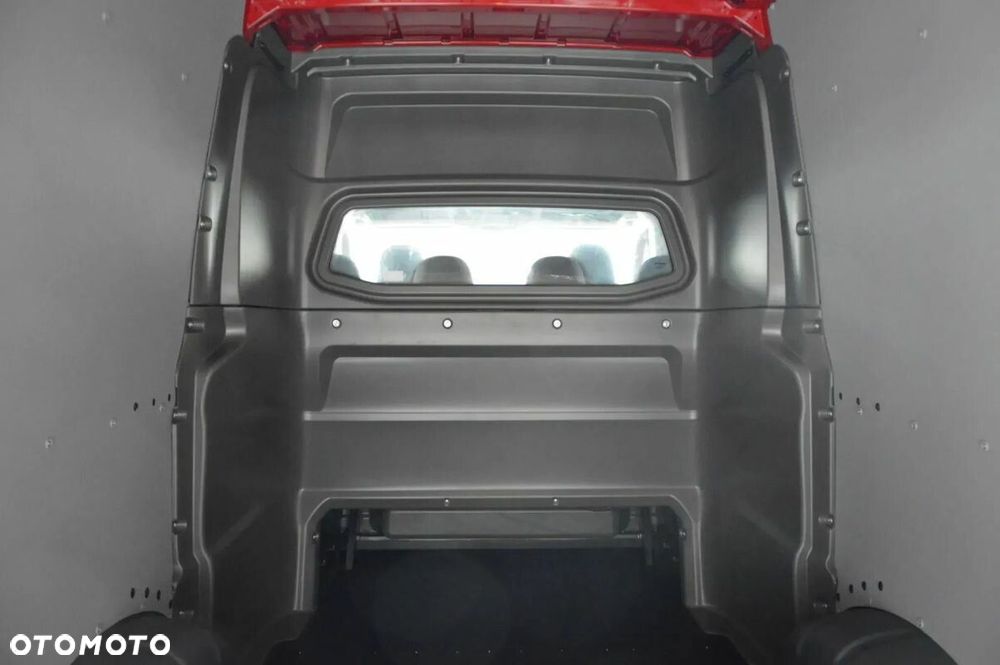 Volkswagen Crafter - 26