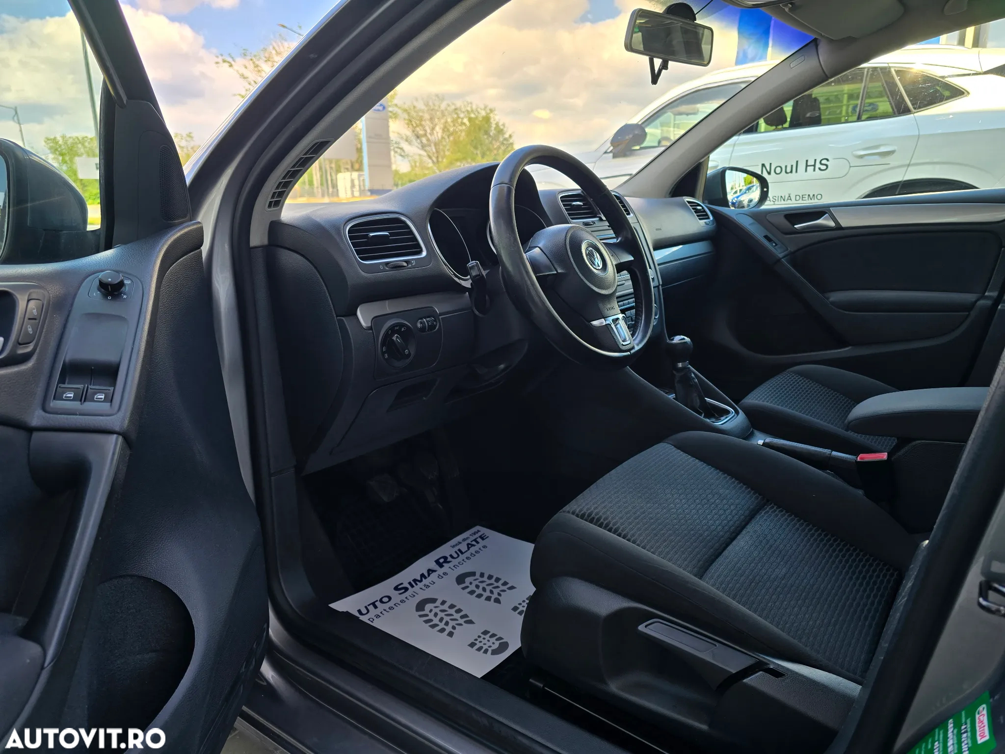 Volkswagen Golf - 17
