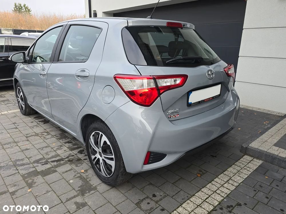 Toyota Yaris 1.5 Dynamic - 9