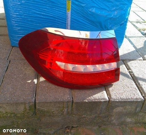 MERCEDES E KLASA W213 KOMBI LEWA TYLNA LAMPA LED ORYGINAŁ - 1